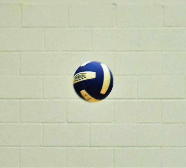 Volleyball Recap – Oct. 4