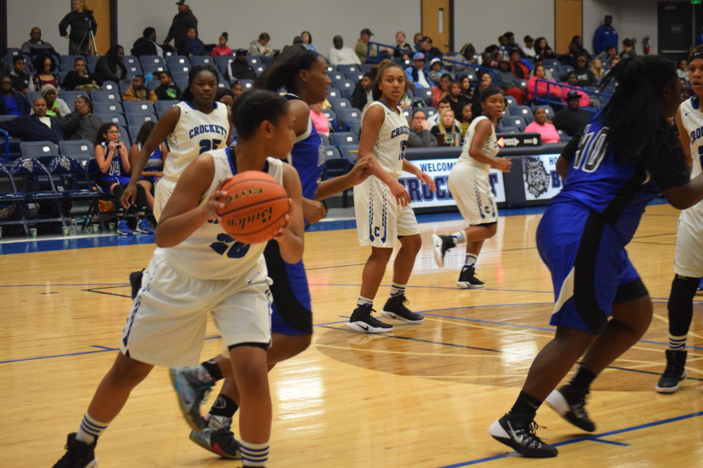 Crockett Lady Dawgs Rattle Navasota JV, 57-13 - The Messenger News