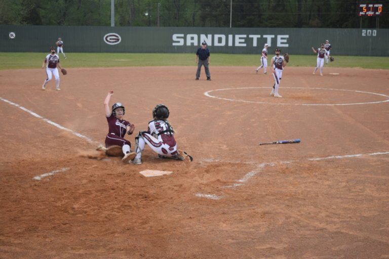 Sandiettes Slide into Homestretch Undefeated in District