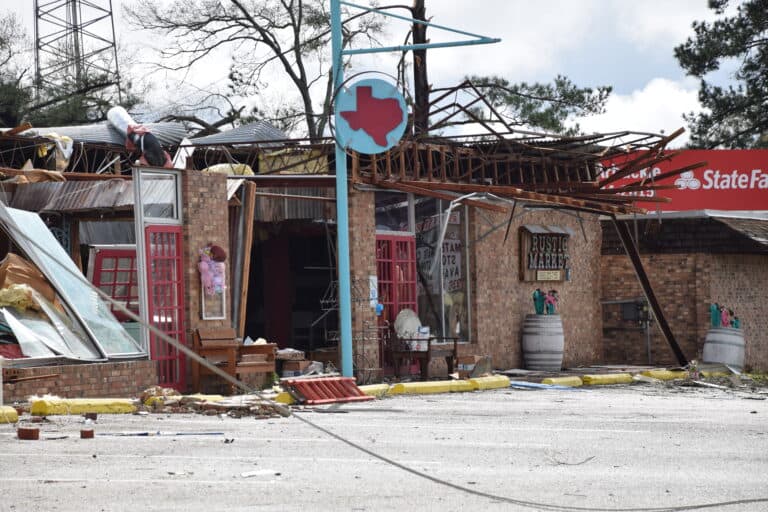 Tornado Rips Through Crockett, Houston County