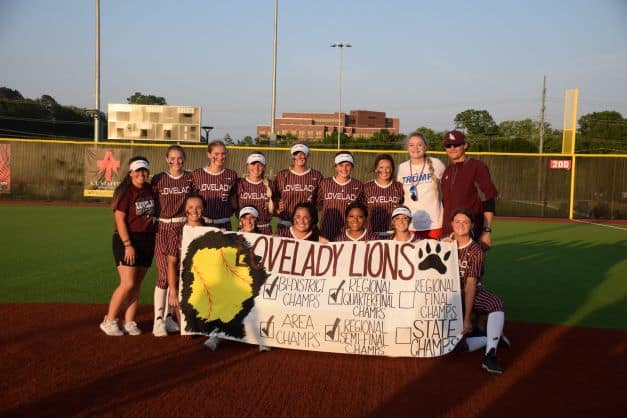 Lady Lions Move into Regional Finals