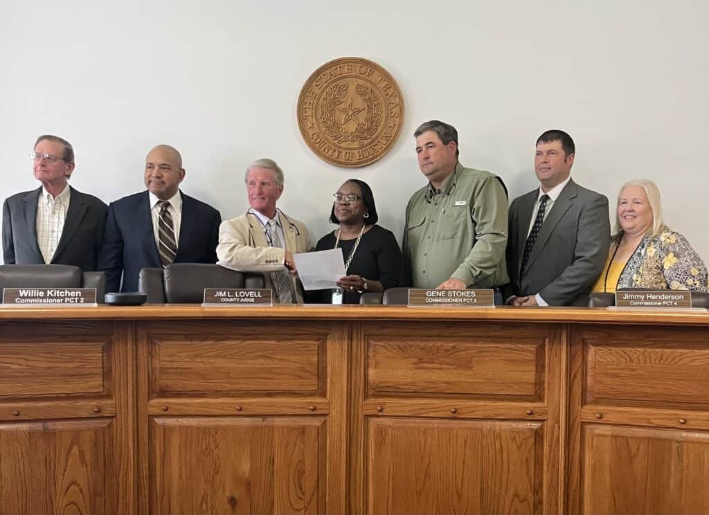 County Commissioners Declare June “Elder Abuse Prevention Awareness Month” - The Messenger News
