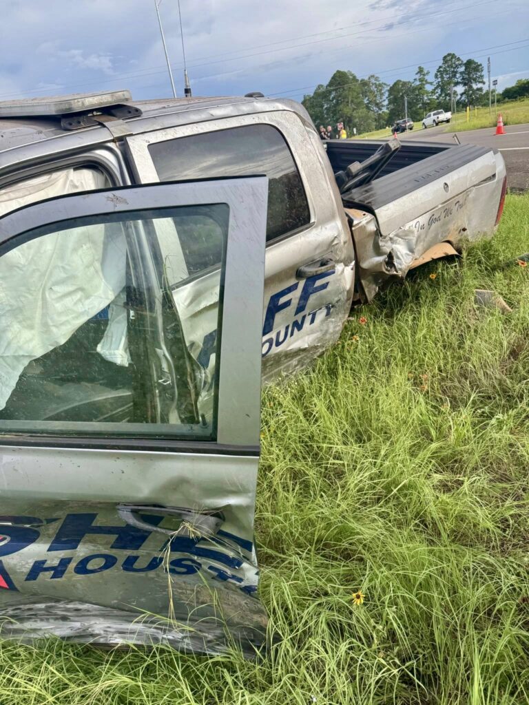 Sheriff’s Deputy Hospitalized After Crash